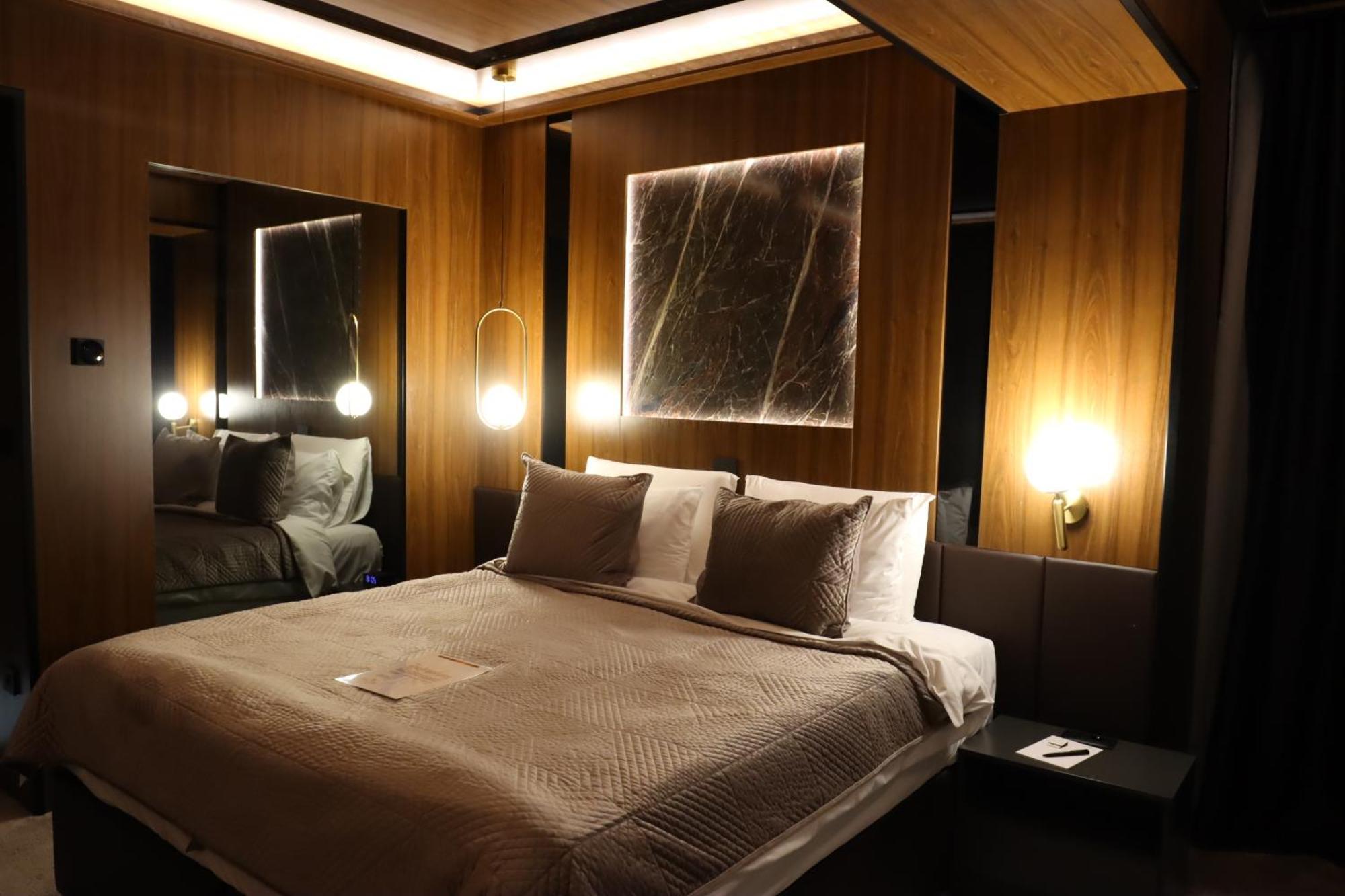Hotel Macedonia Square สโกเปีย ภายนอก รูปภาพ