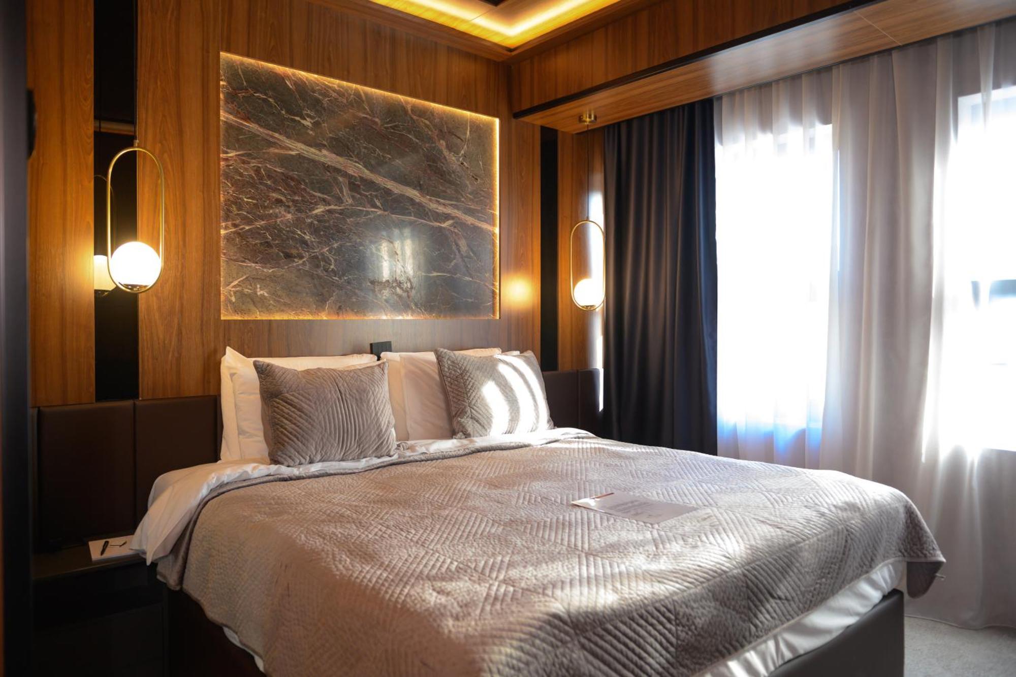 Hotel Macedonia Square สโกเปีย ภายนอก รูปภาพ