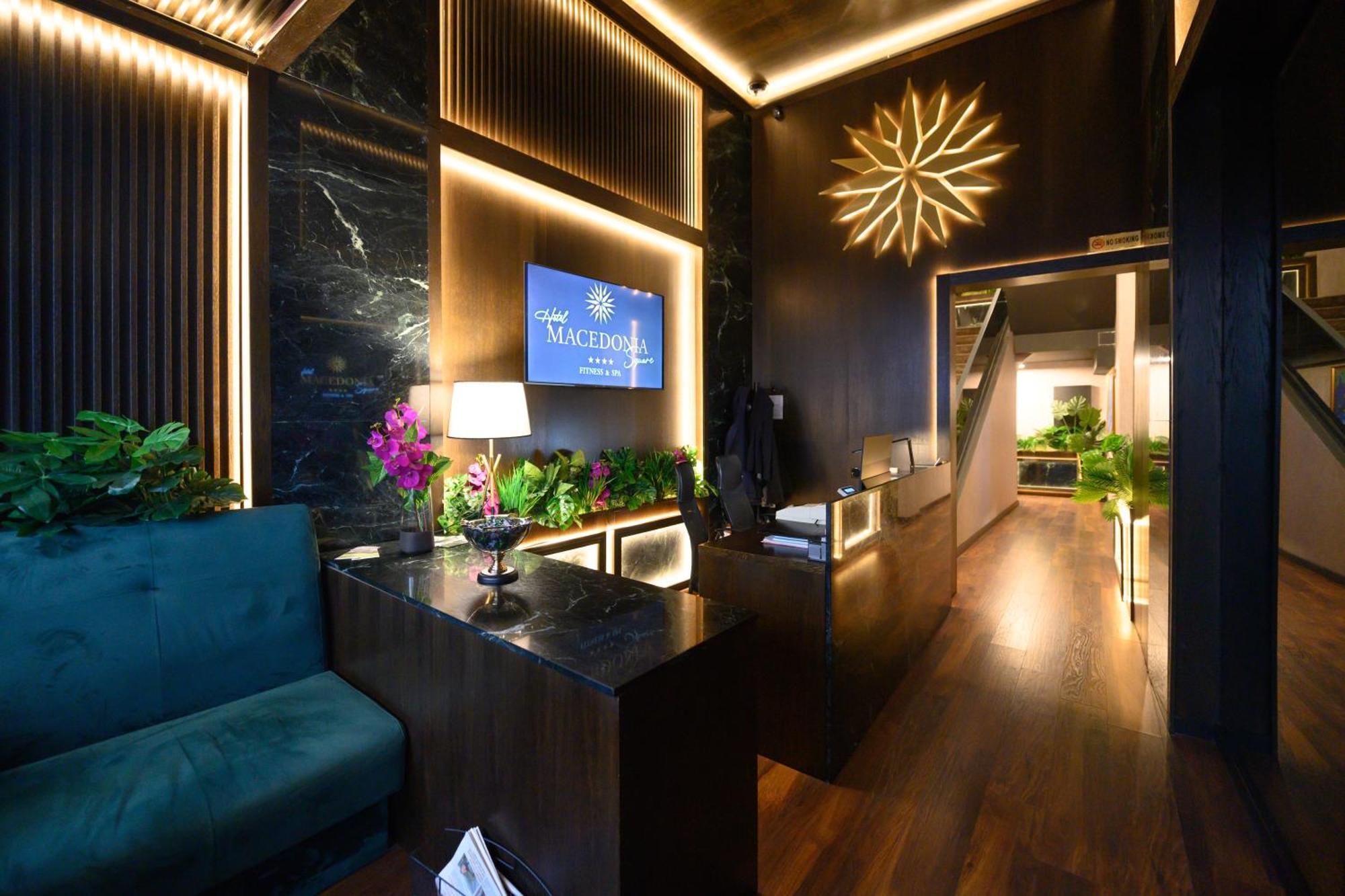 Hotel Macedonia Square สโกเปีย ภายนอก รูปภาพ